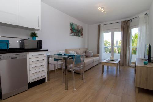דירות טורמולינוס Vistamarina B208 By Ivi Real Estate מראה חיצוני תמונה