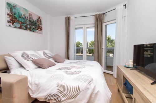 דירות טורמולינוס Vistamarina B208 By Ivi Real Estate מראה חיצוני תמונה